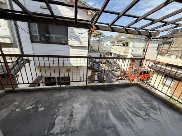 店舗付住宅・店舗＋車庫33坪付