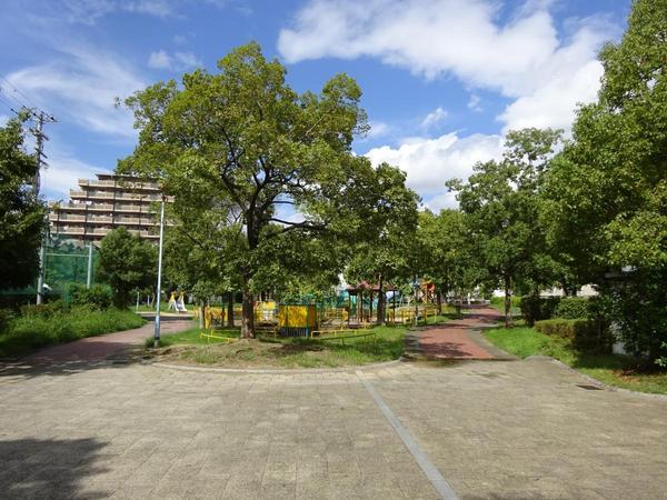 大阪市平野区長吉出戸２丁目の中古一戸建て(長吉出戸公園)