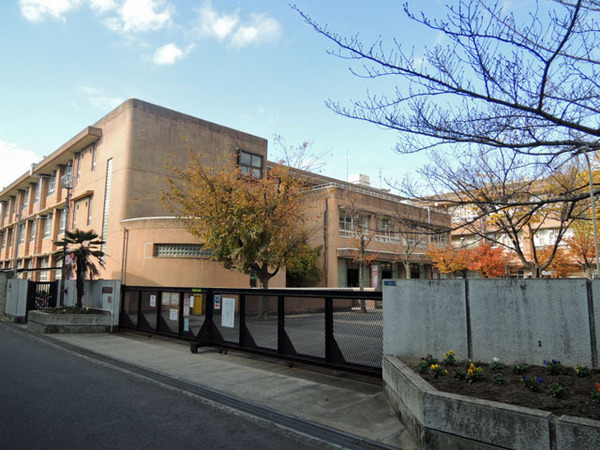 門真市江端町の新築一戸建(門真市立東小学校)