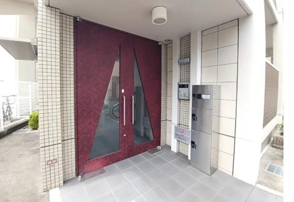【ルネス上牧】「上牧」駅歩2分　RC造3階建