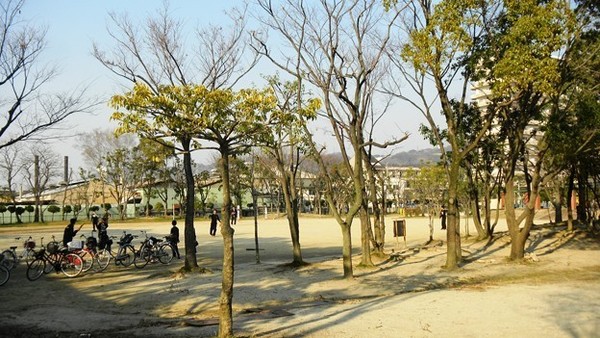 東大阪市日下町７丁目の新築一戸建(中石切公園)