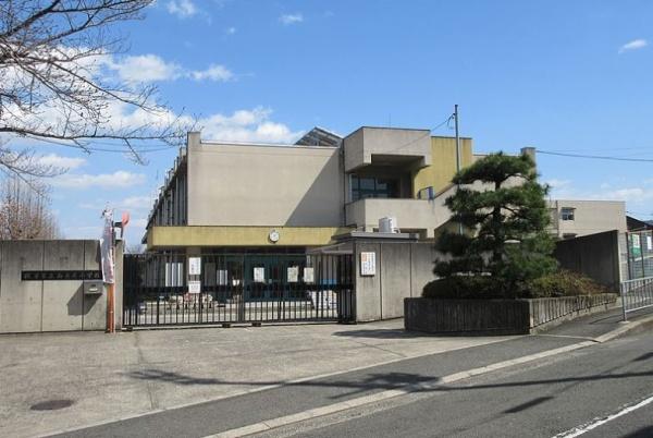 枚方市招提大谷３丁目の新築一戸建(枚方市立西長尾小学校)