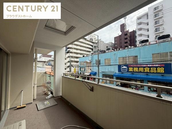 ベルヴィ城東中央