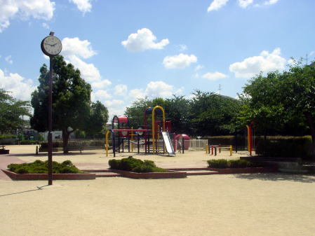 寝屋川市田井町の新築一戸建(田井西公園)
