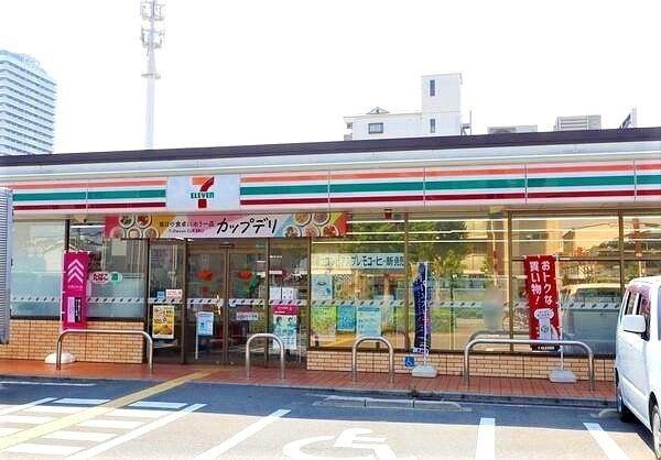 レックスコート都島(セブンイレブン大阪友渕町3丁目店)