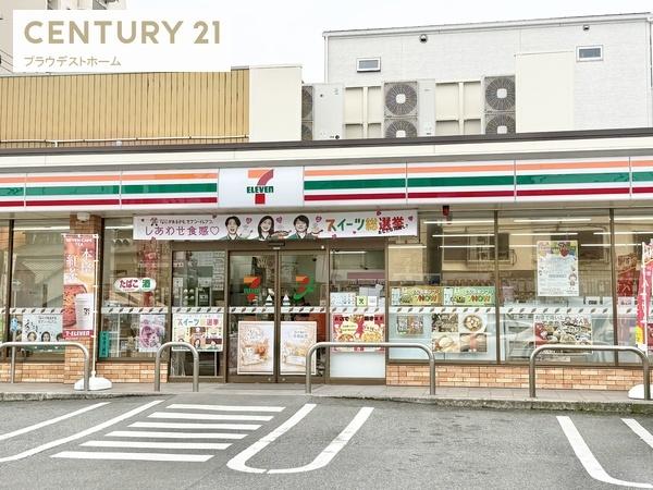 リバーガーデン森の城(セブンイレブン大阪東中浜8丁目店)