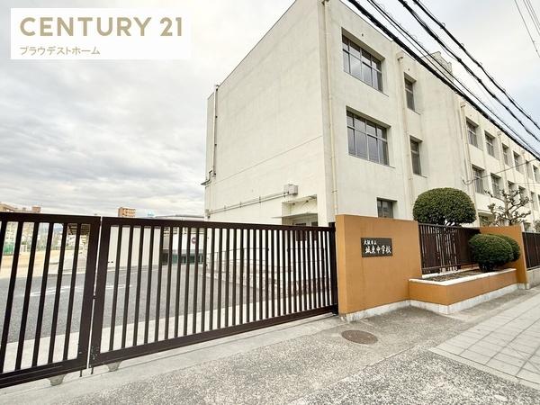 リバーガーデン森の城(大阪市立城東中学校)