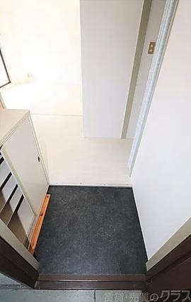 ハイデンス石津　香里園駅歩12分鉄骨4階建全8室
