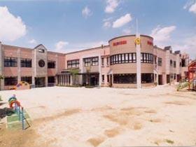枚方市藤阪元町３丁目の新築一戸建(明善幼稚園)
