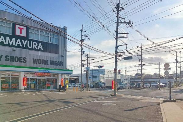 寝屋川市香里西之町の土地(ファミリーマート南中振三丁目店)