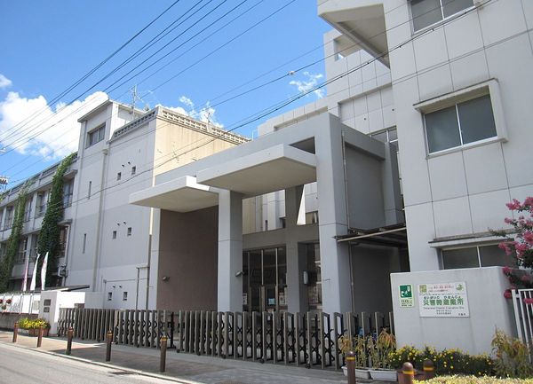 大阪市港区八幡屋４丁目の新築一戸建(大阪市立八幡屋小学校)