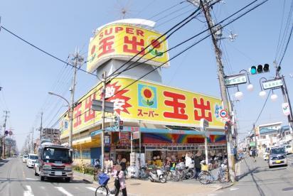 「レジデンスエクセレ」桜木町「寝屋川市」駅歩14分(スーパー玉出寝屋川店)