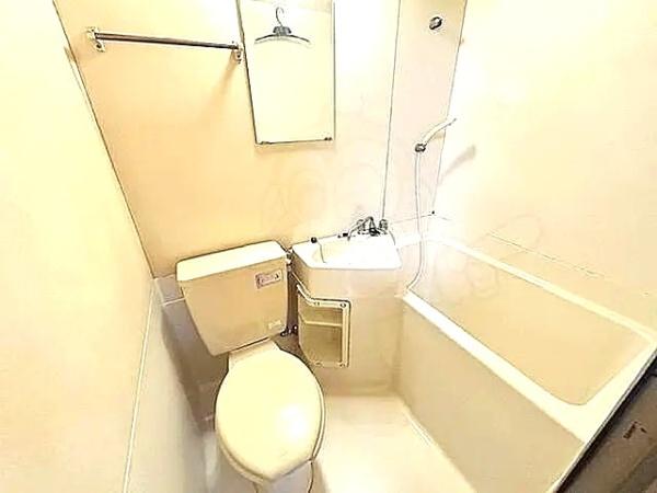 「ONLYONE港区夕凪」「朝潮橋」駅歩8分　全9室