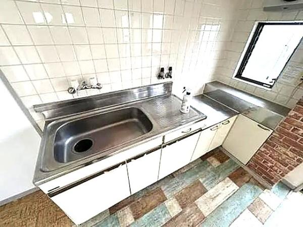 「東山ビル」相生通1丁目店舗・住居　3方道路
