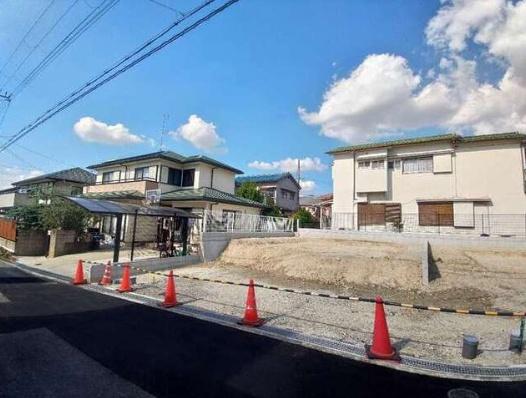 枚方市長尾東町３丁目の新築一戸建