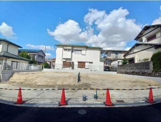 枚方市長尾東町3丁目の新築一戸建