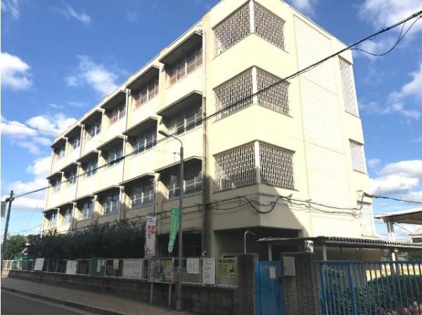 寝屋川市平池町の中古一戸建て(寝屋川市立中央小学校)
