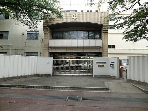 中銀野沢マンシオン(世田谷区立駒留中学校)