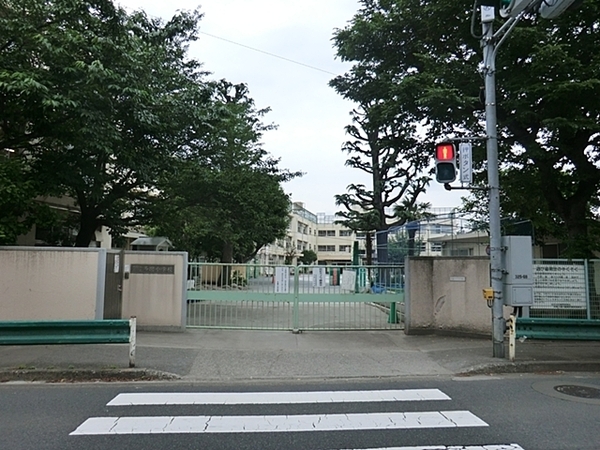 マスタービューレジデンス(世田谷区立多聞小学校)