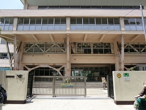 クレッセント大鳥居(大田区立中萩中小学校)