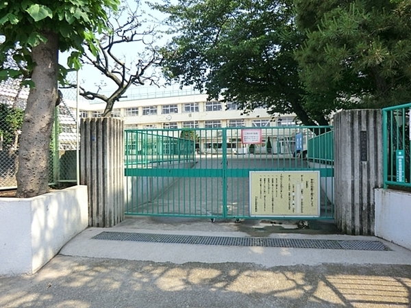 ＭＡＣ千束コート(大田区立赤松小学校)