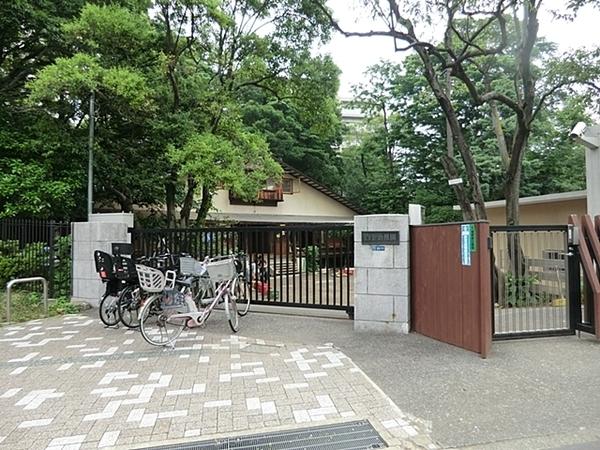 目黒台マンション　Ｃ棟(白金幼稚園)