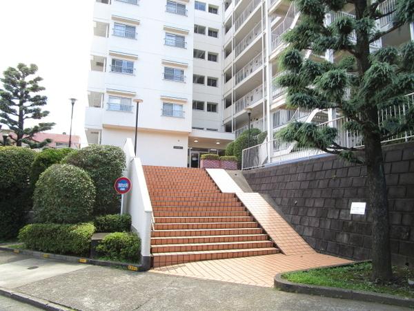 三井馬事公苑南ハイツ