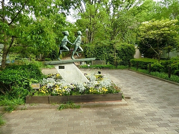 The目黒四季レジデンス(中央緑地公園)
