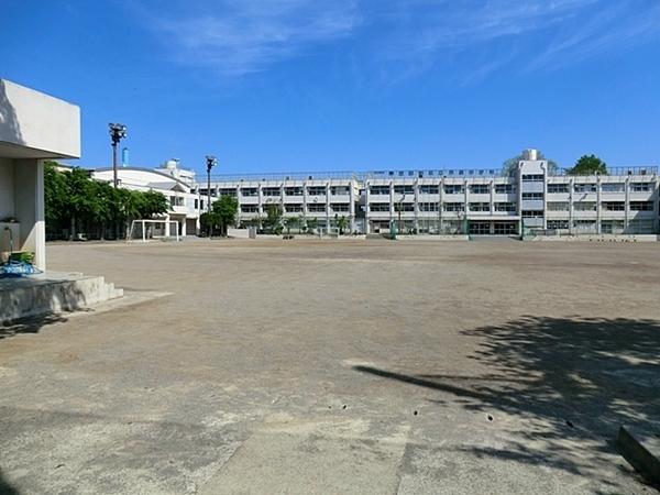 上用賀パークマンション(世田谷区立用賀中学校)