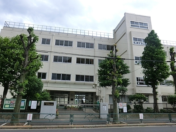 ライオンズマンション三軒茶屋第2(世田谷区立太子堂中学校)