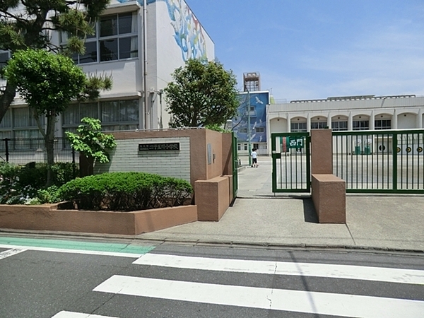 プラウド二子玉川(世田谷区立二子玉川小学校)