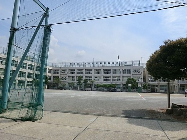 ヴェレーナ大森(大田区立入新井第二小学校)