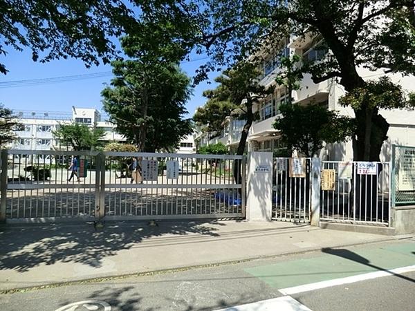 パシフィックパレス駒沢公園(世田谷区立深沢小学校)