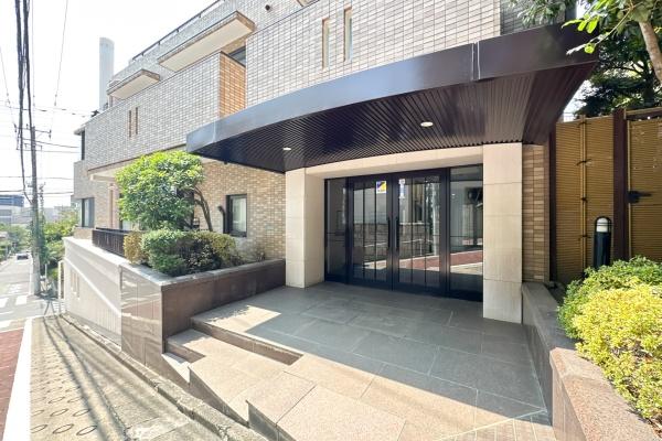 エンブレム目黒茶屋坂