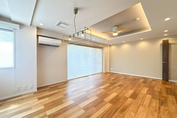 エンブレム目黒茶屋坂