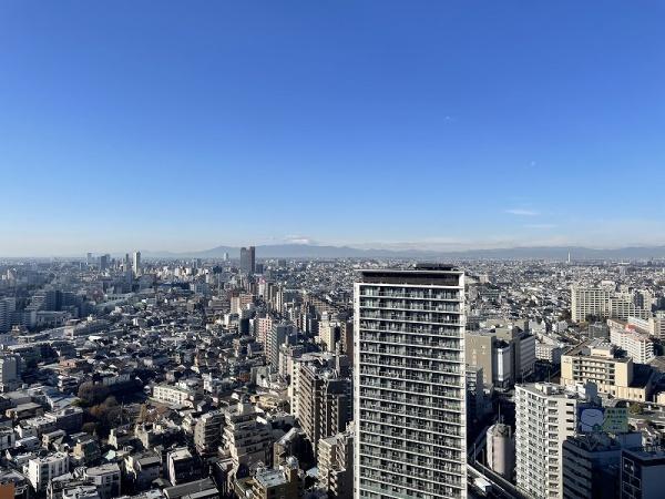 クロスエアタワー