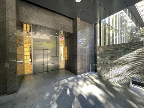 クロスエアタワー