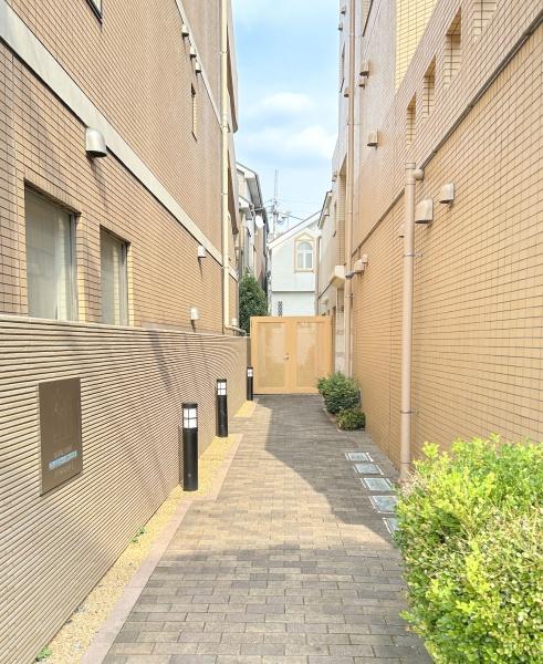 マートルコート自由が丘2(エントランス)