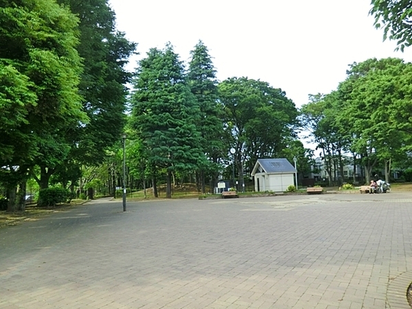 レオニス駒沢公園(駒沢緑泉公園)