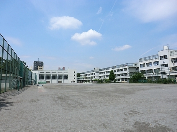 中銀池尻マンシオン(世田谷区立池尻小学校)