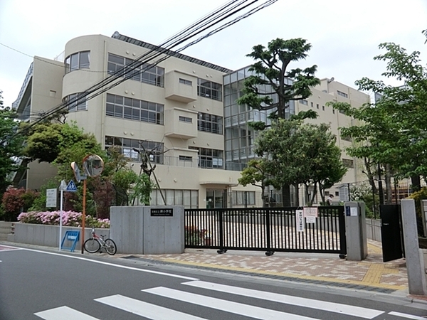 リストレジデンス目黒本町(目黒区立碑小学校)