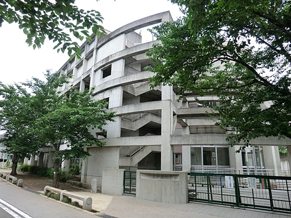 東急ドエルキルト三軒茶屋(世田谷区立太子堂小学校)