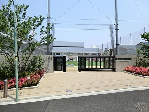 マンション雅叙苑５号棟(品川区立第一日野幼稚園)