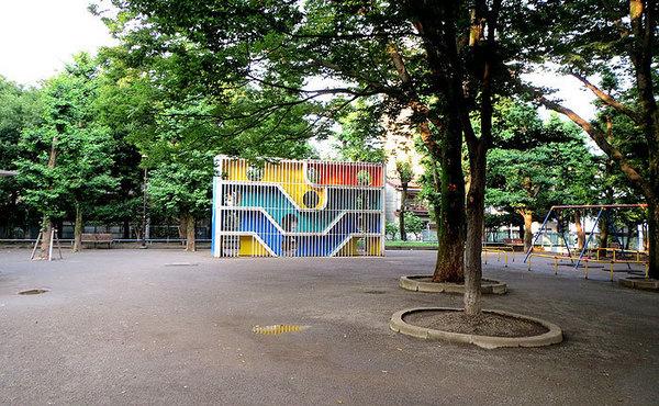 プラティーク三軒茶屋(こどものひろば公園)