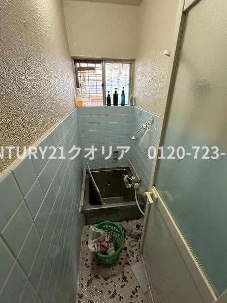 八尾市南本町７丁目の土地