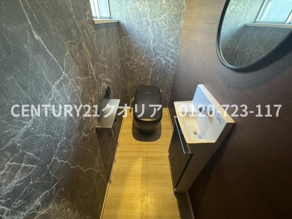 八尾市久宝寺２丁目の中古一戸建て