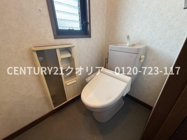八尾市山本町南7丁目の中古一戸建て(トイレ)