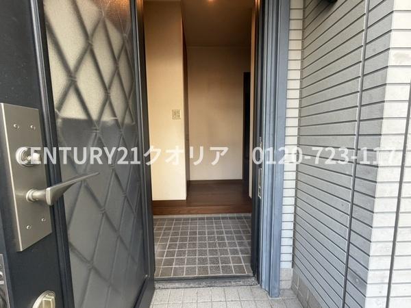 八尾市山本町南7丁目の中古一戸建て(玄関)