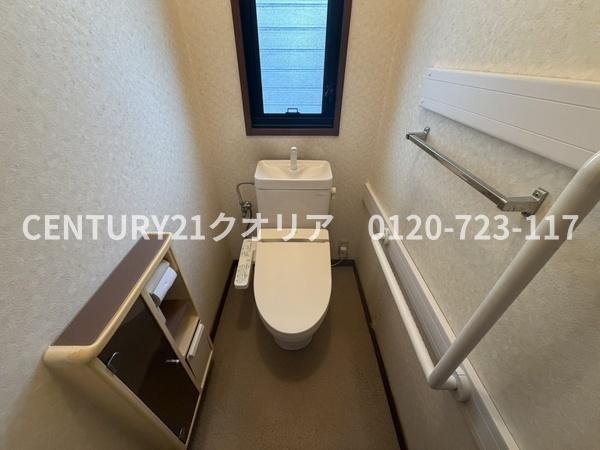 八尾市山本町南7丁目の中古一戸建て(トイレ)
