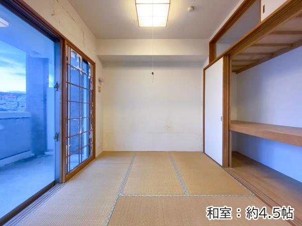 プラウディアコート浦添